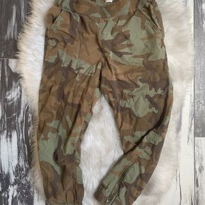 Levi’s Camo Joggers